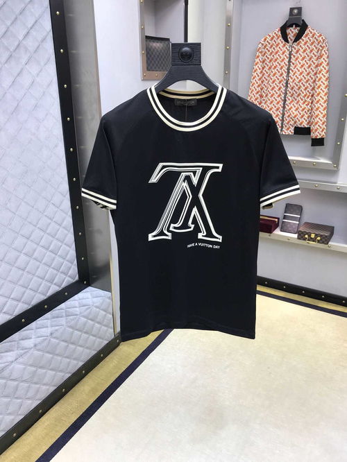 高端服装一手货源 女装与精品男装的制胜之道